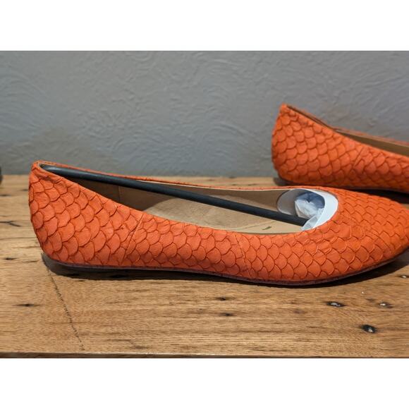 Miz Mooz Panther Orange Red Fish Scale 100% Leather NWOT Round Toe Flat Sz 8.5 - Picture 6 of 9